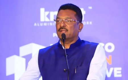 १ ऑगस्टपासून महाराष्ट्रातील व्यावसायिक प्रवासी वाहन चालकांसाठी बॅज अनिवार्य. परिवहन मंत्री प्रताप सरनाईक यांनी महत्त्वाची घोषणा केली आहे. बॅज नसलेल्या चालकांवर कारवाई होण्याची शक्यता व्यक्त करण्यात आली आहे.